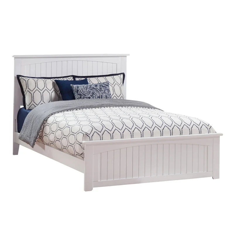White Solid Wood Queen Platform Bed with Footboard and USB Charging